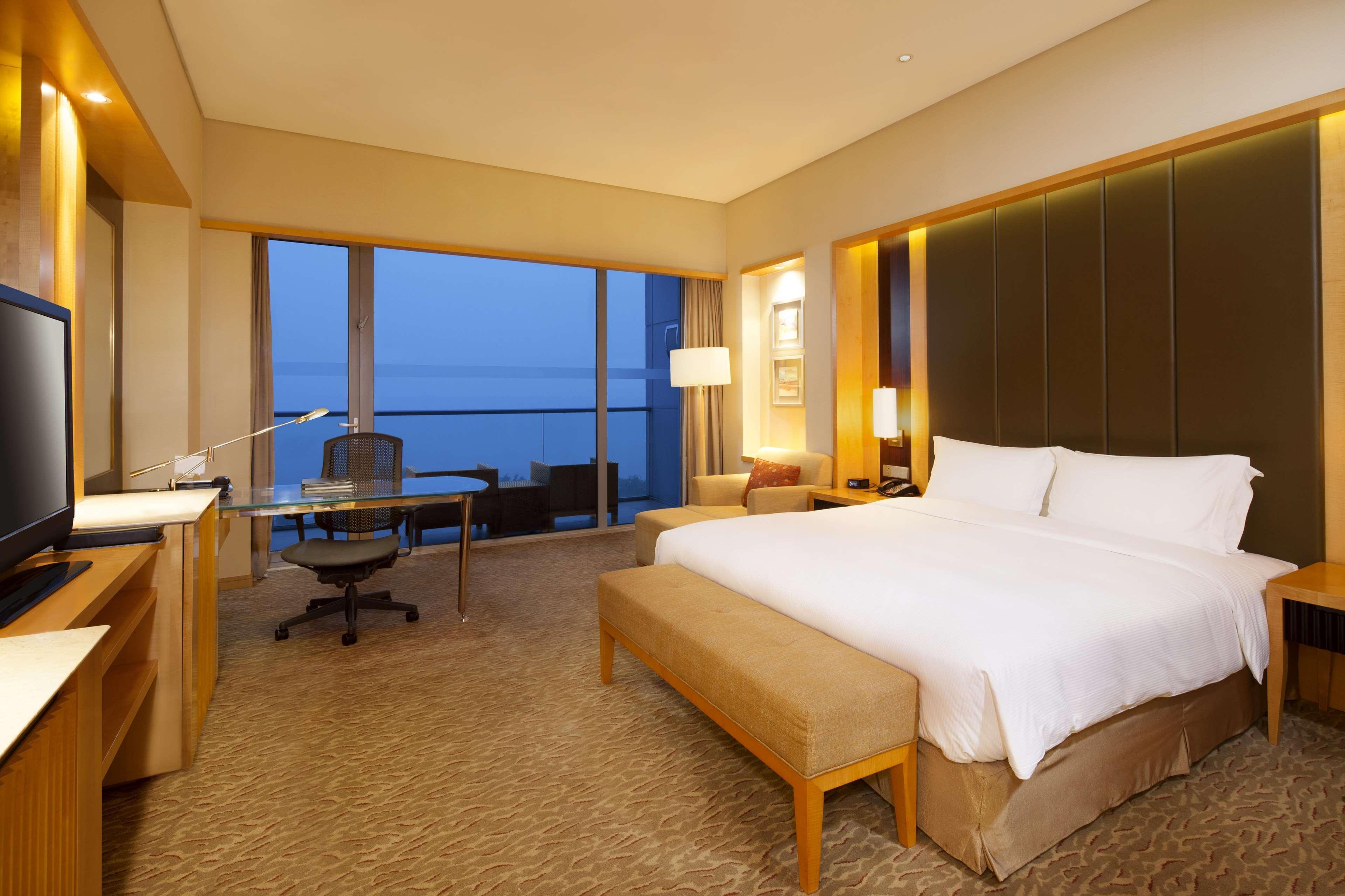 Hilton Nanjing Riverside מראה חיצוני תמונה