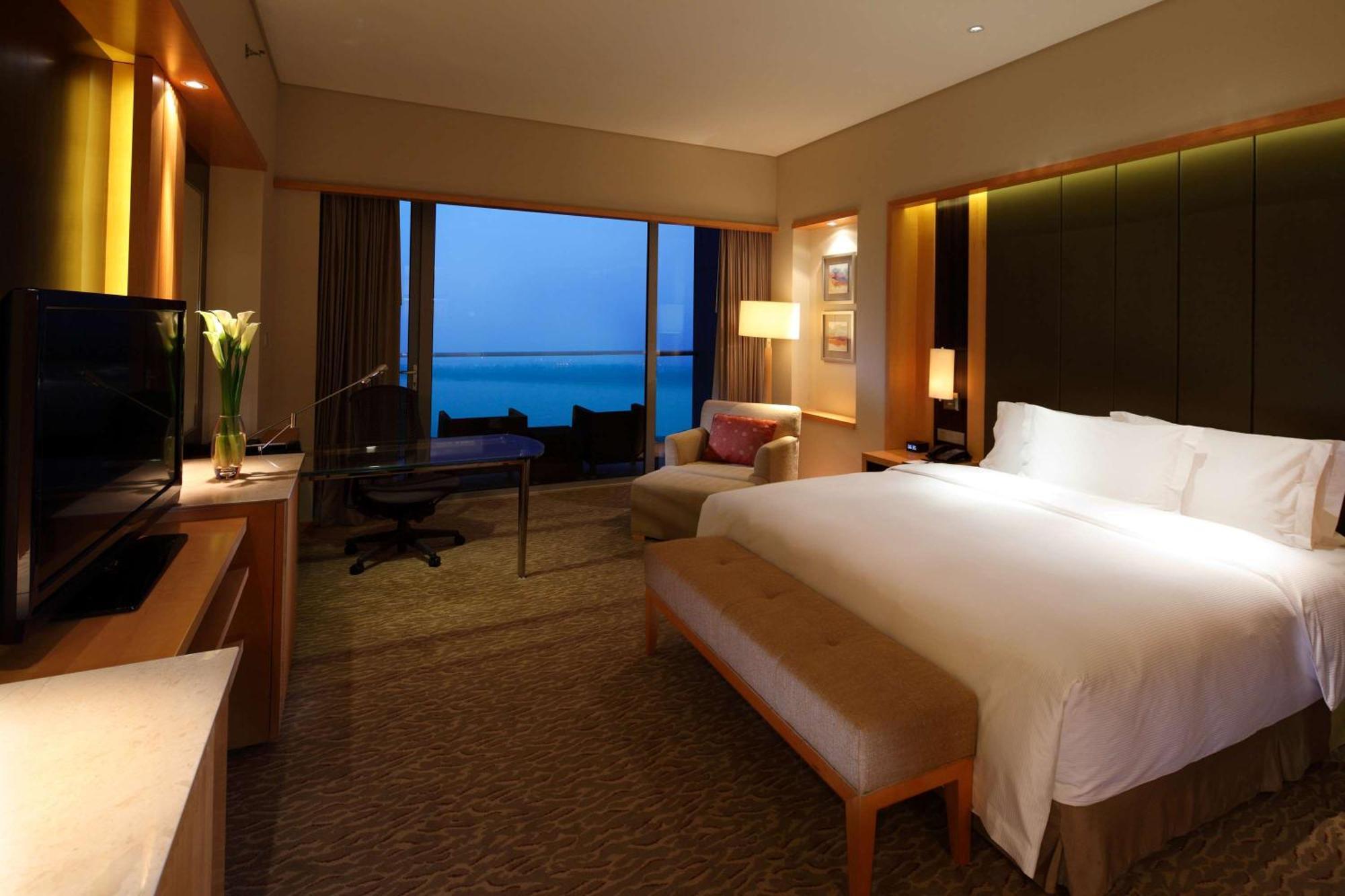 Hilton Nanjing Riverside מראה חיצוני תמונה